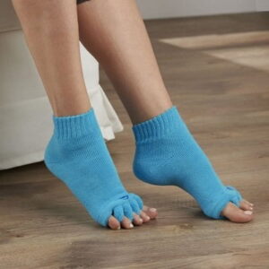 Proper-Toe-Alignment-Socks